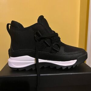 Sorel Black and White Boots